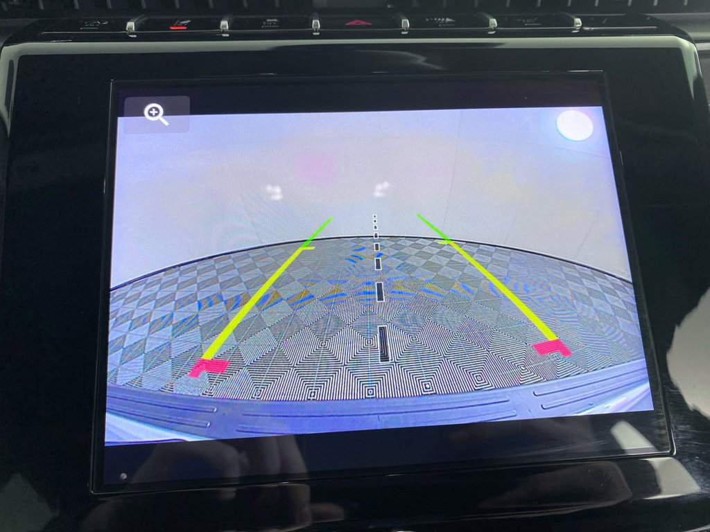 Used 2024 Jeep Grand Cherokee Altitude image 7