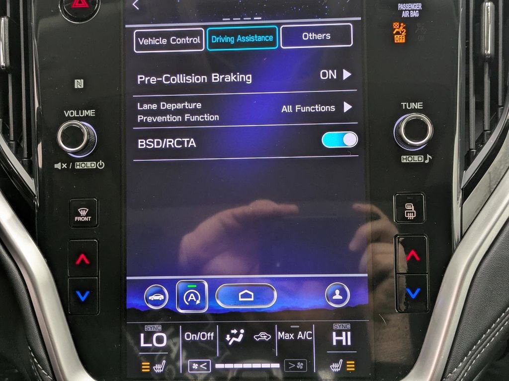 Used 2021 Subaru Legacy Premium AWD/4WD image 7