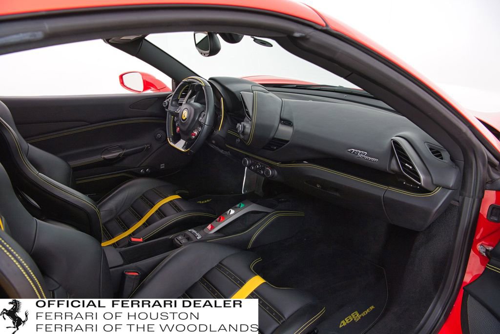Used 2019 Ferrari 488 Spider image 16