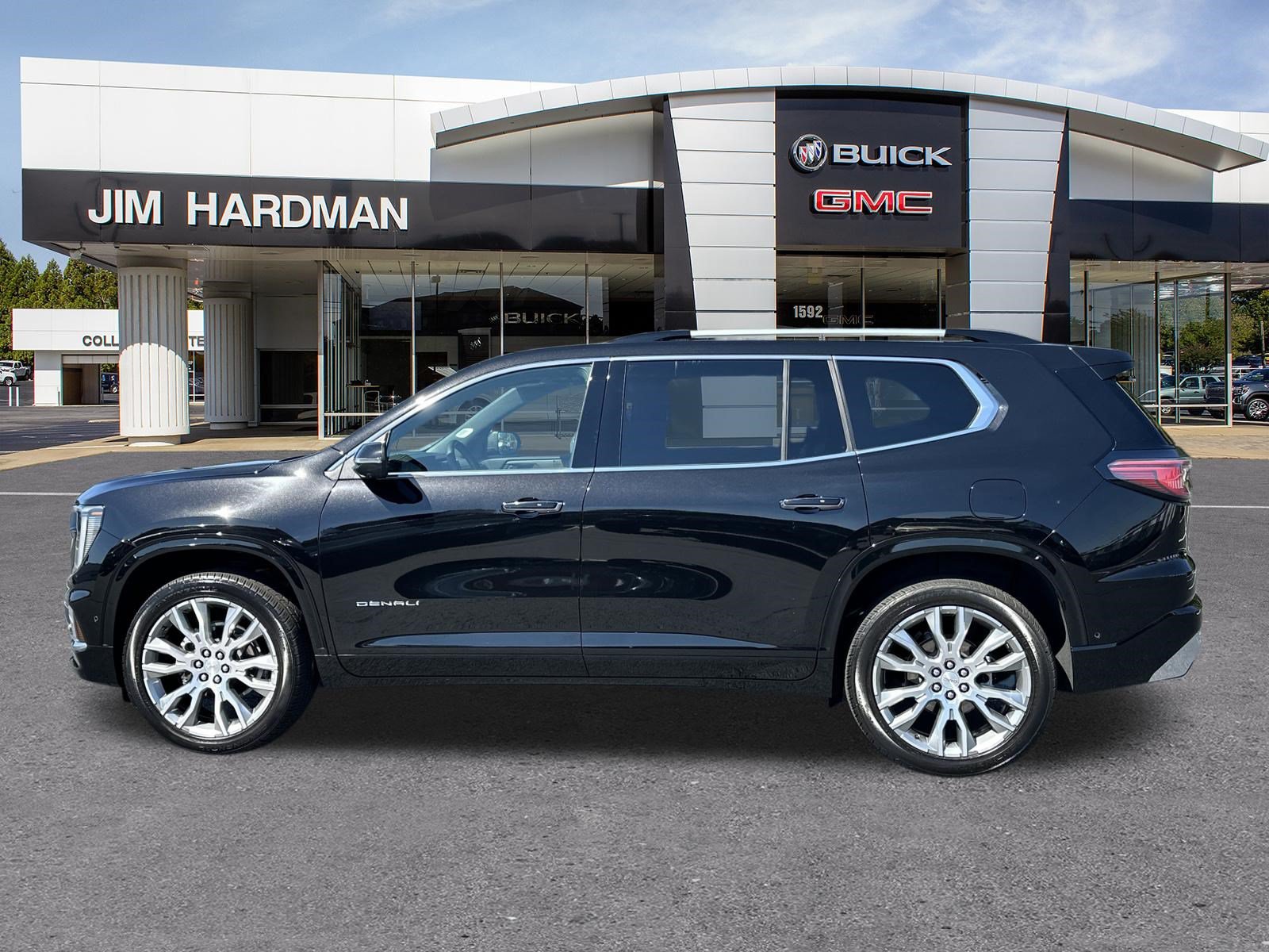 Used 2025 GMC Acadia Denali w/ Super Cruise Package FWD image 4