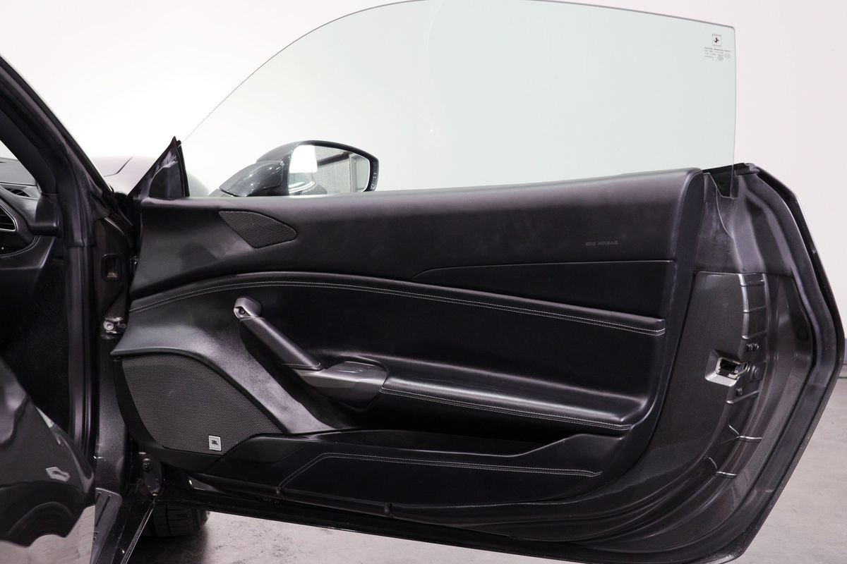 Used 2016 Ferrari 488 GTB image 21