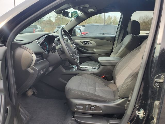 Used 2023 Chevrolet Traverse LT image 21