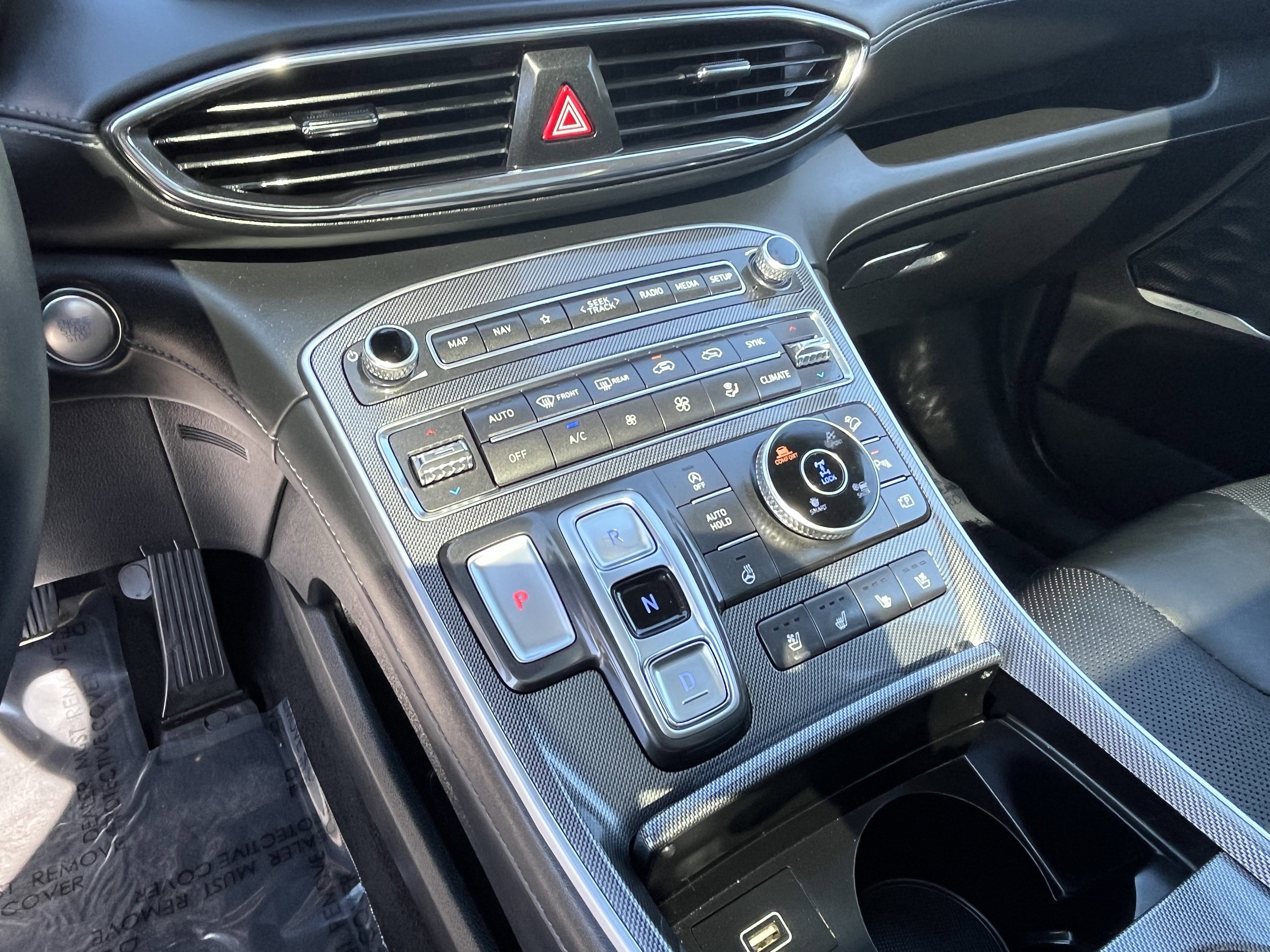 Certified 2023 Hyundai Santa Fe Limited image 24