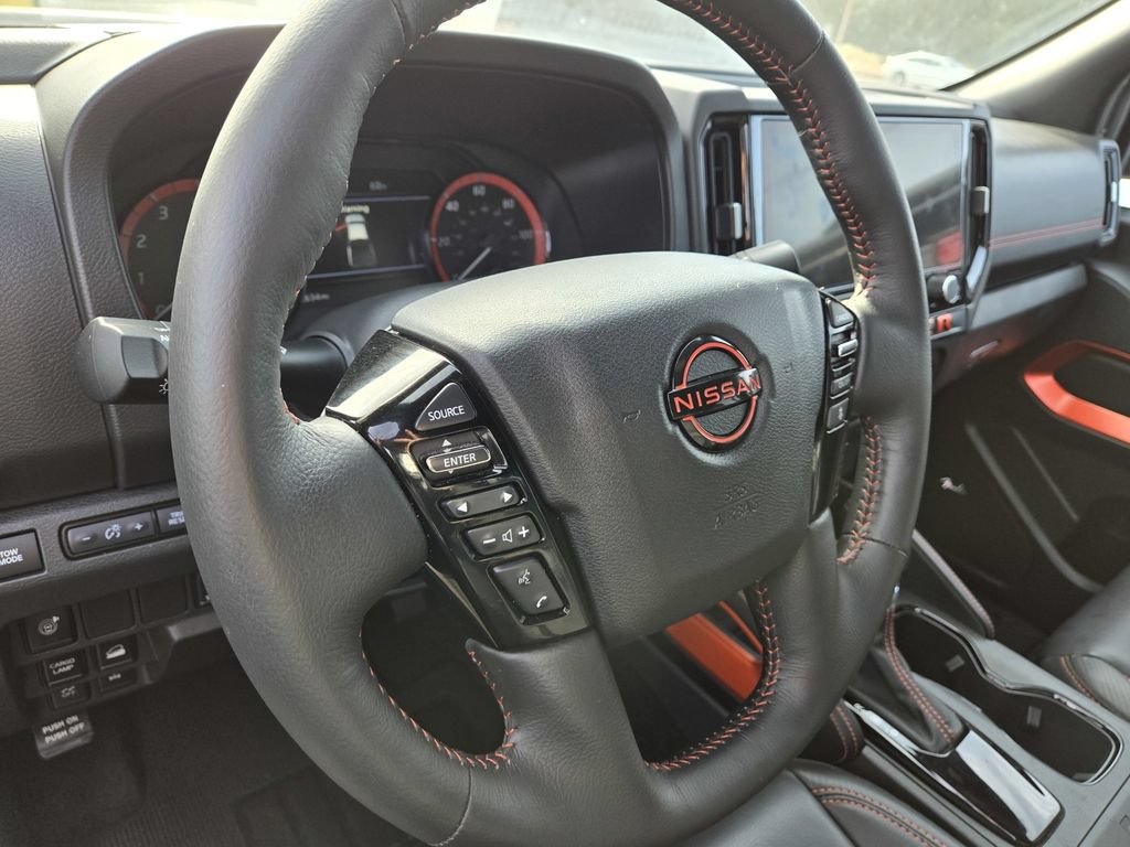Used 2025 Nissan Frontier PRO-4X w/ Pro Premium Package AWD/4WD image 20