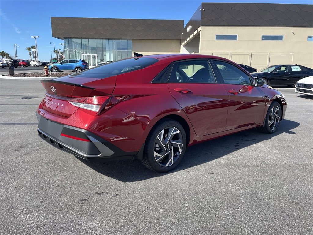 New 2025 Hyundai Elantra Sport image 10