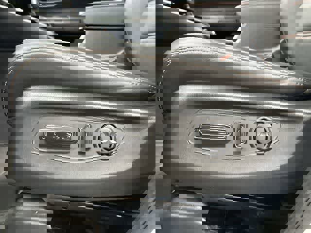 Used 2025 Honda CR-V Sport Touring image 27