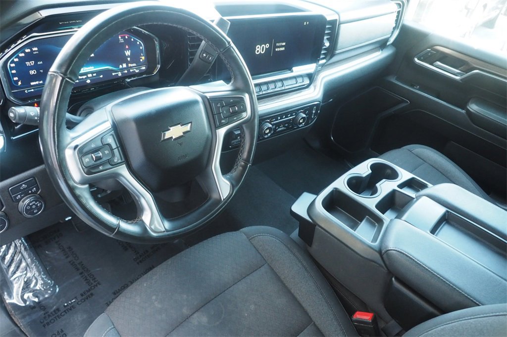 Used 2024 Chevrolet Silverado 2500 LT image 16