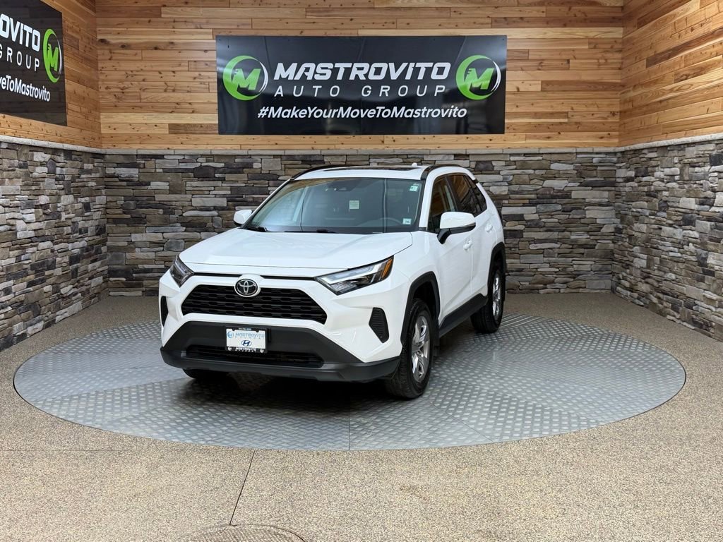 Used 2023 Toyota RAV4 XLE image 4