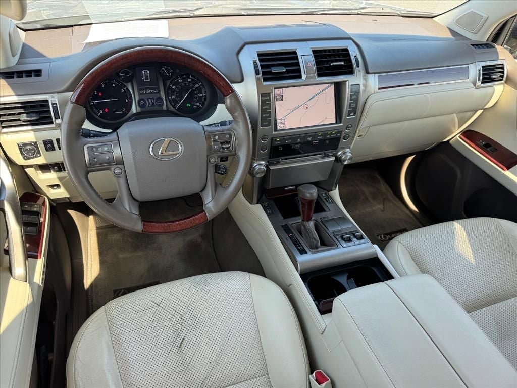 Used 2013 Lexus GX 460 w/ Comfort Plus Pkg image 11