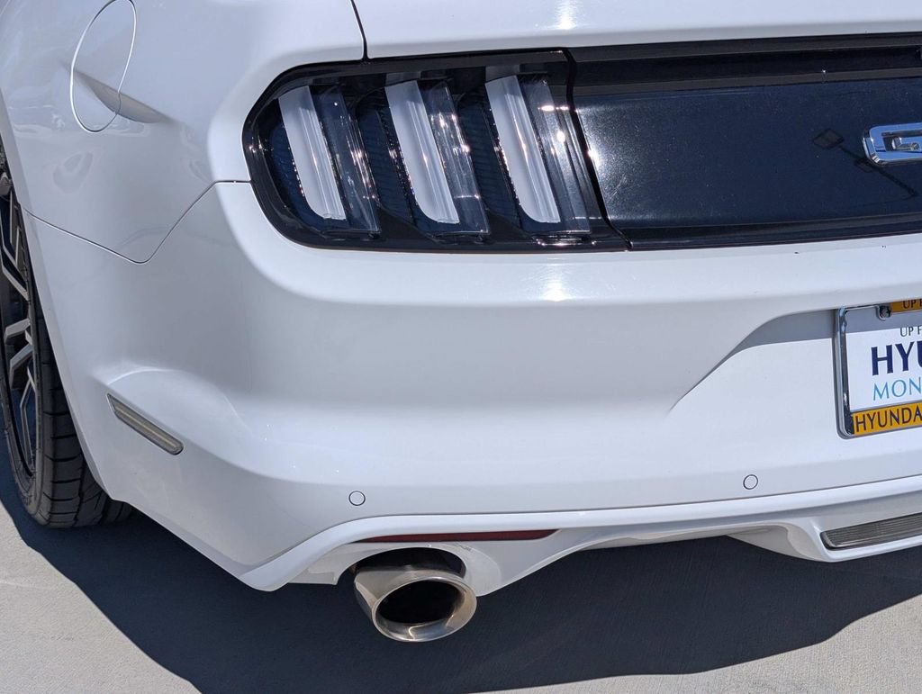 Used 2017 Ford Mustang GT RWD image 13