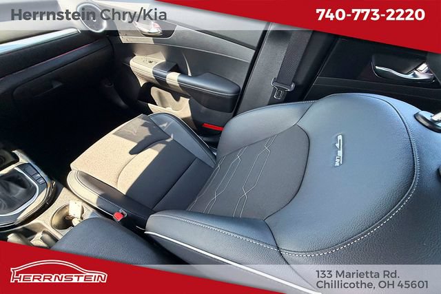 Used 2023 Kia Forte GT-Line FWD image 11