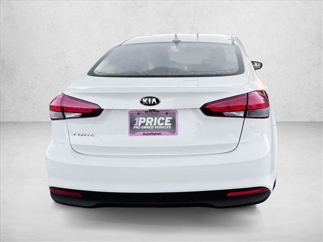 Used 2017 Kia Forte LX w/ LX Popular Package image 6