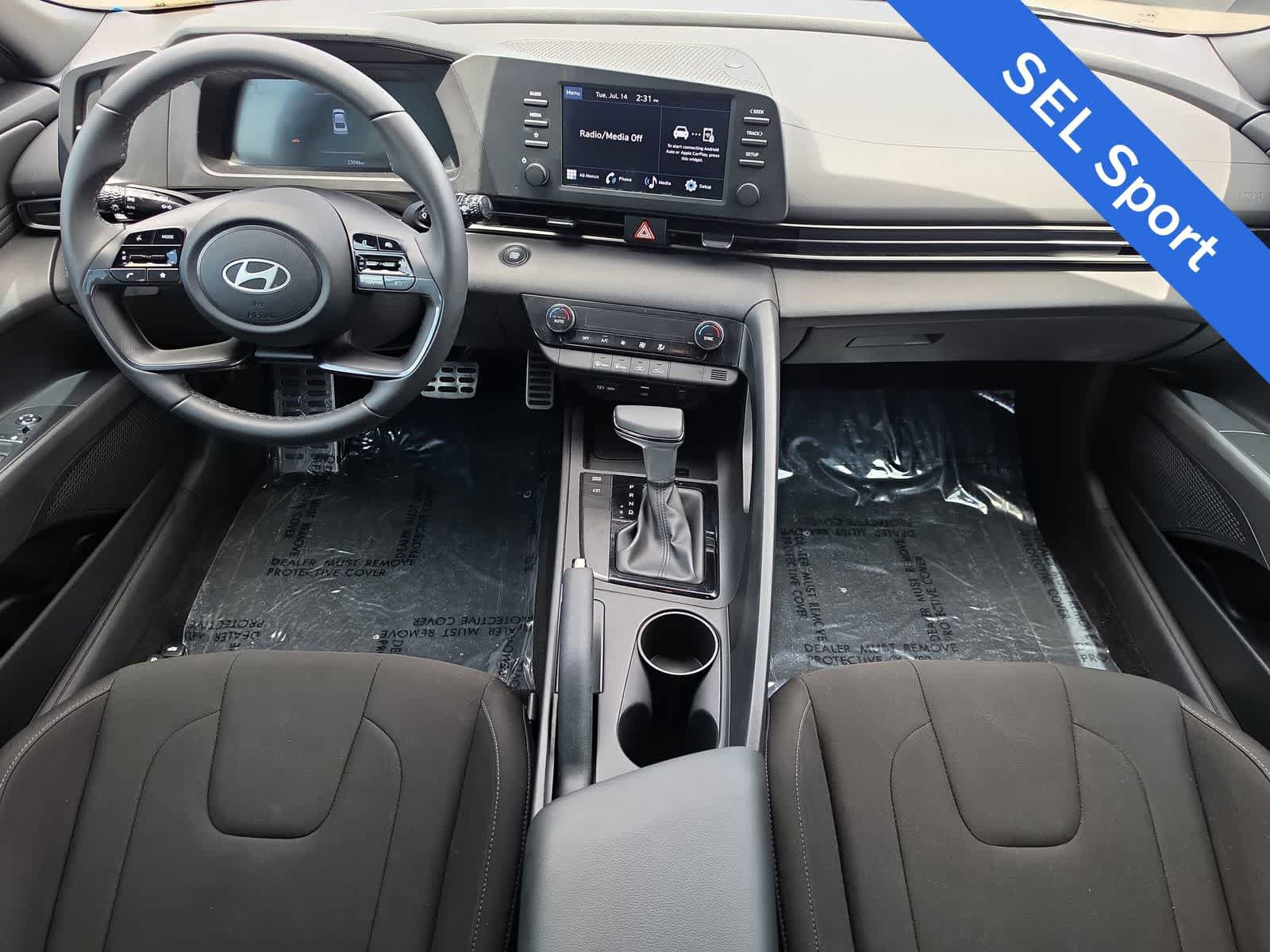Certified 2025 Hyundai Elantra Sport FWD image 14