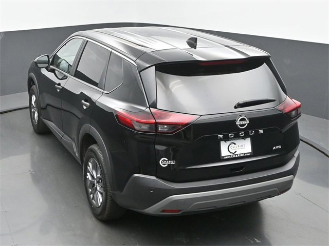 Used 2023 Nissan Rogue S image 41