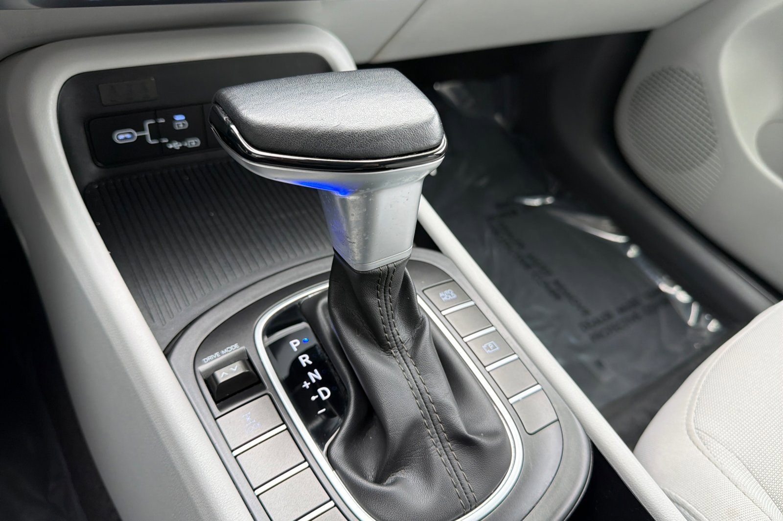 Used 2025 Hyundai Kona SEL image 20