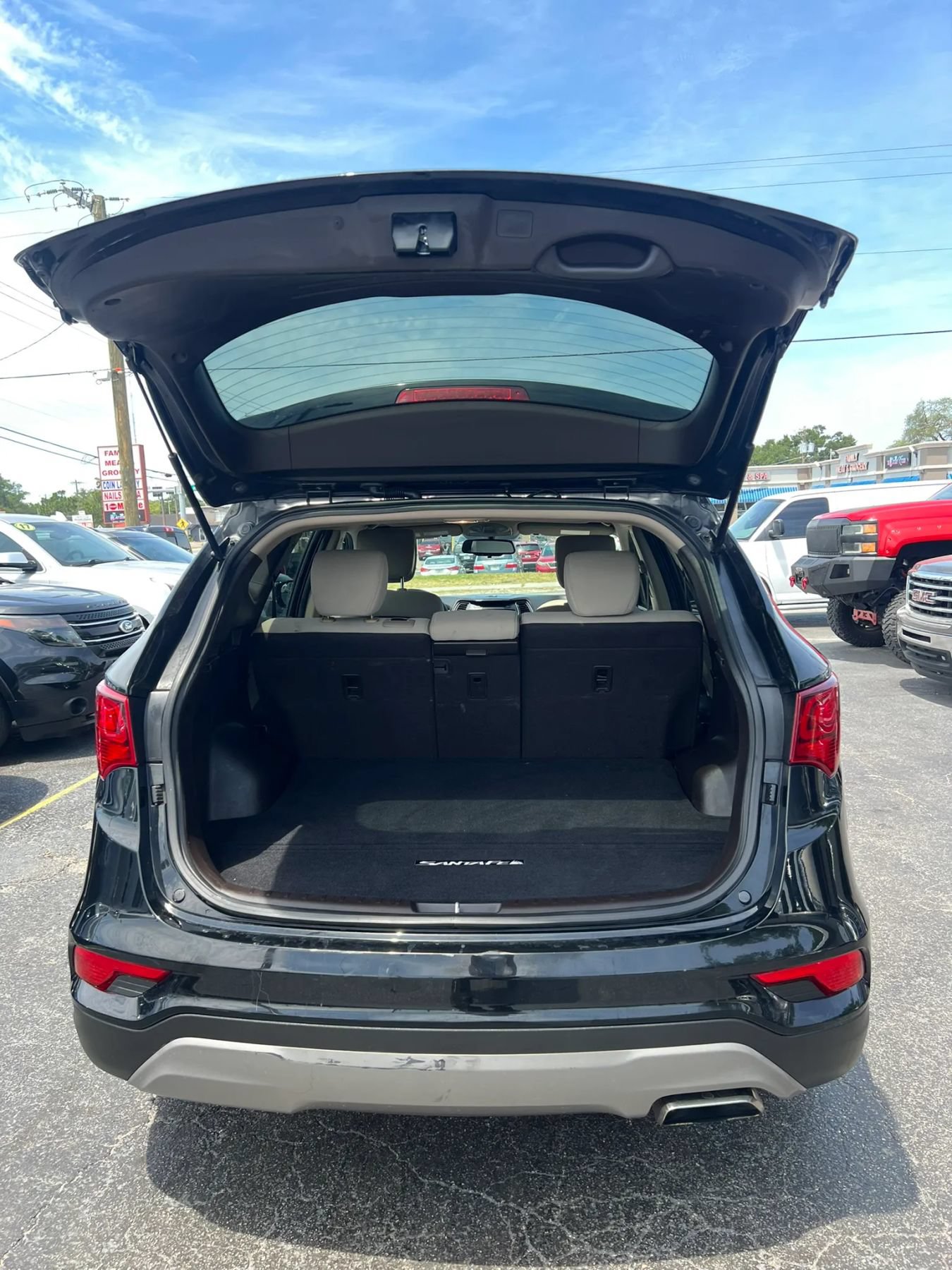 Used 2017 Hyundai Santa Fe Sport FWD image 20