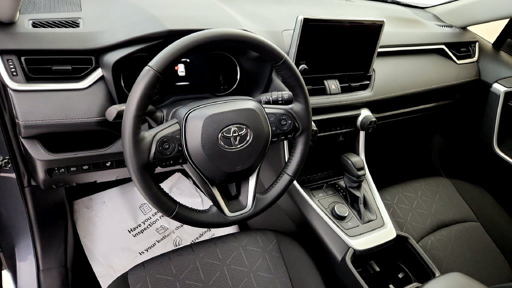 Certified 2025 Toyota RAV4 XLE w/ Convenience Package AWD/4WD image 24