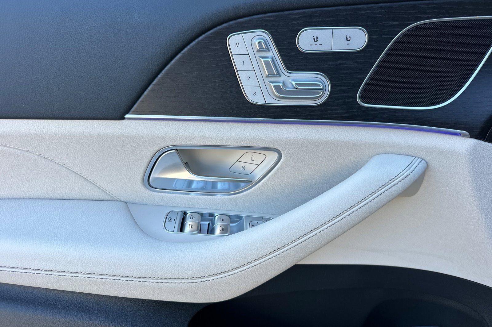 New 2026 Mercedes-Benz GLE 450 4MATIC image 13