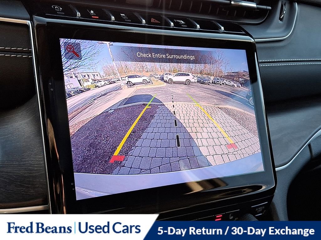 Used 2022 Jeep Grand Cherokee L Limited image 22