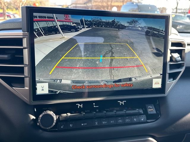 Used 2025 Toyota Tundra Limited AWD/4WD image 20