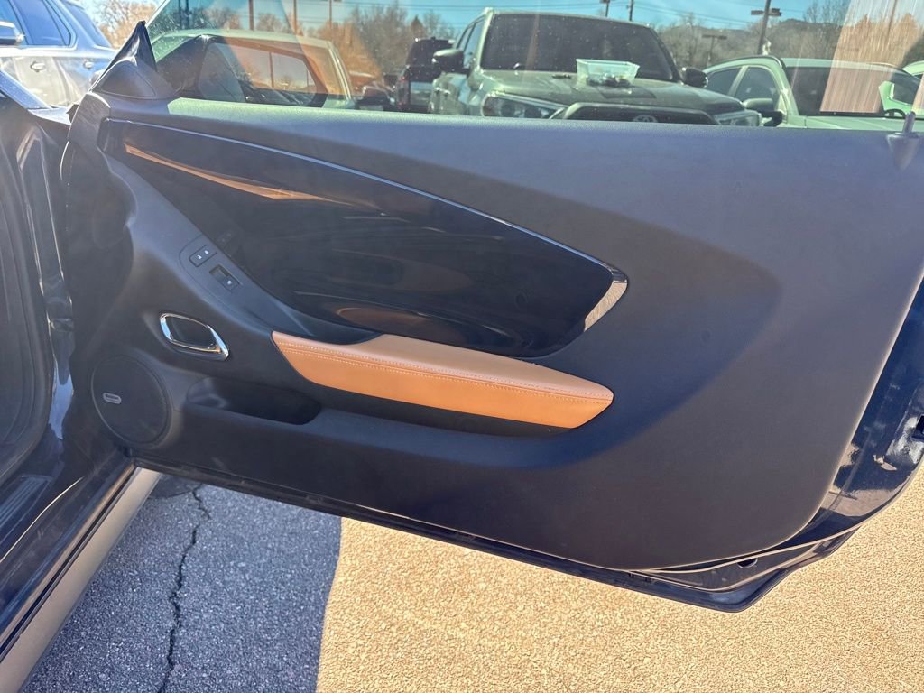 Used 2013 Chevrolet Camaro SS w/ Dusk Special Edition RWD image 15