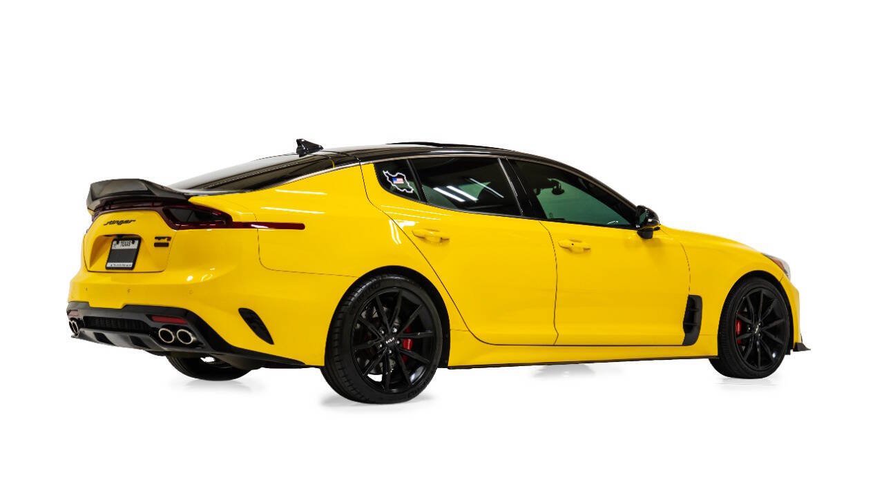 Used 2018 Kia Stinger GT2 AWD/4WD image 7