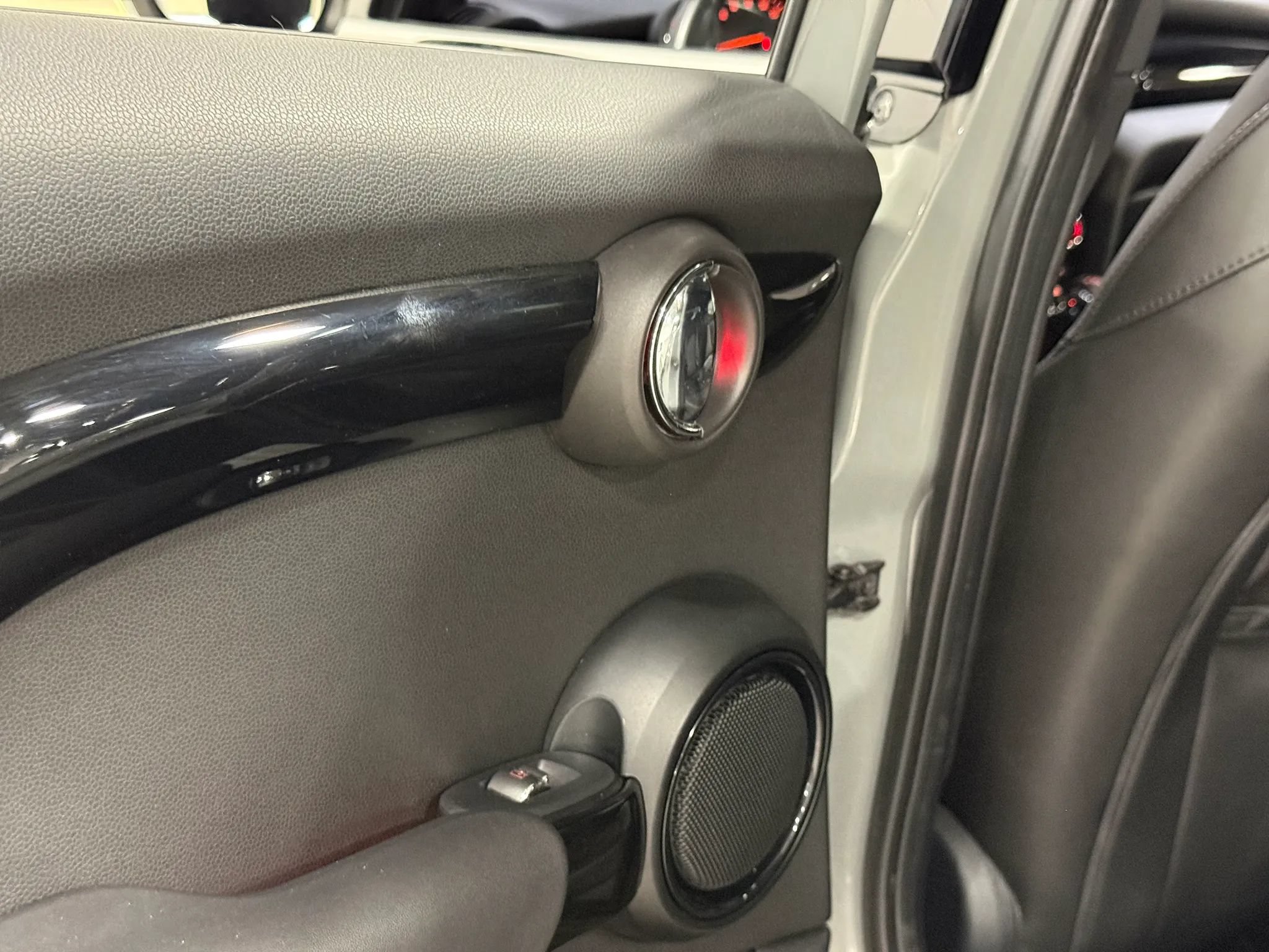 Used 2019 MINI Cooper S w/ Signature Upholstery Package FWD image 63
