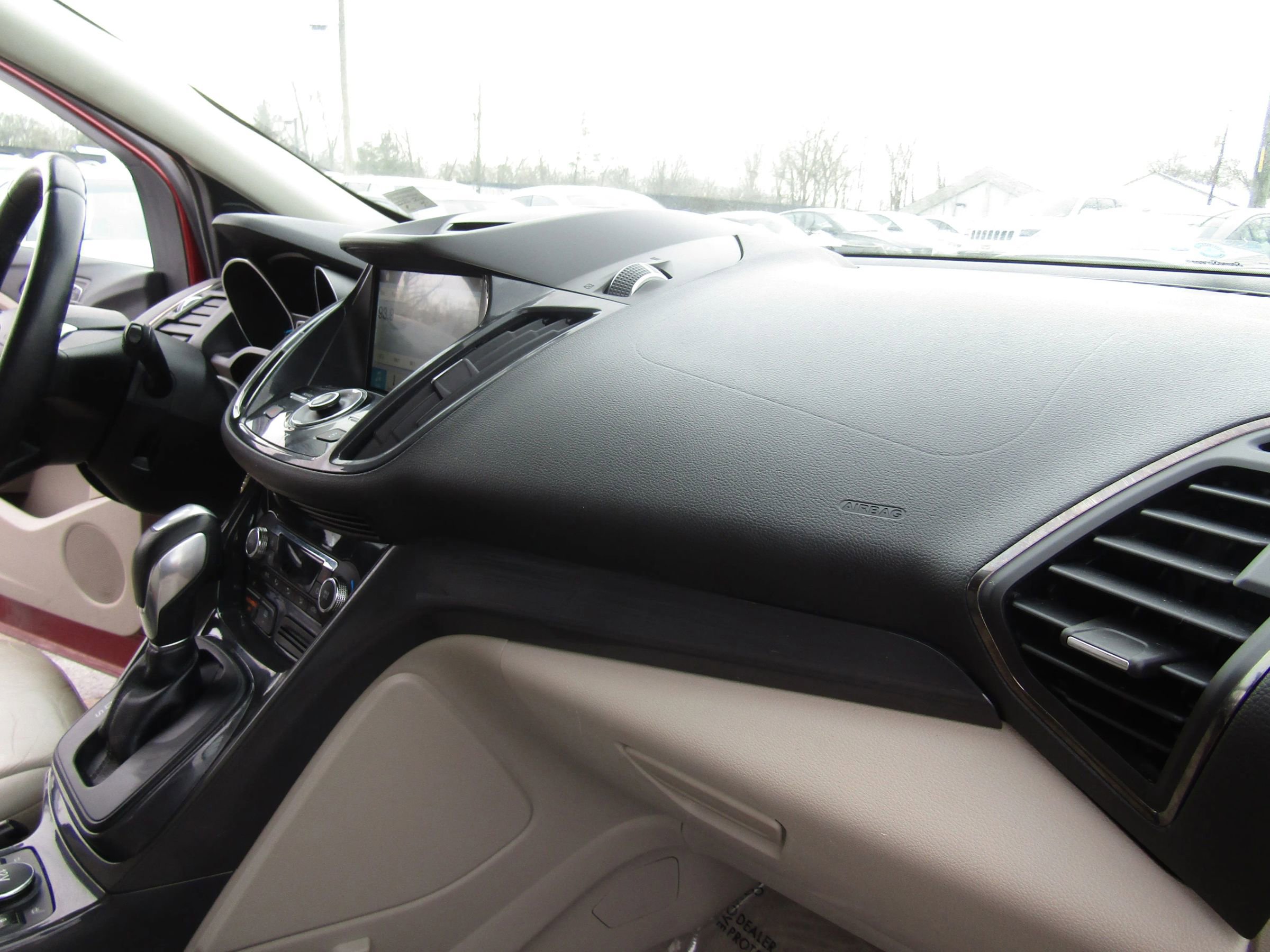 Used 2016 Ford Escape Titanium image 16