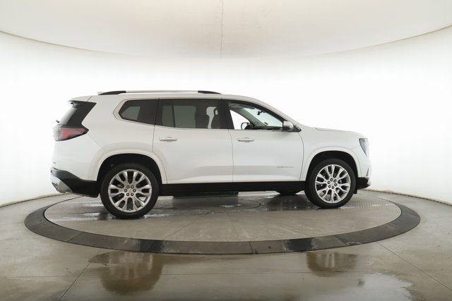 Used 2025 GMC Acadia Denali w/ Super Cruise Package image 6