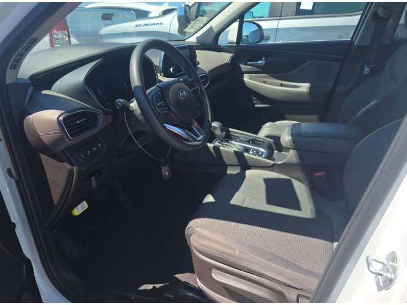 Used 2019 Hyundai Santa Fe SE image 11