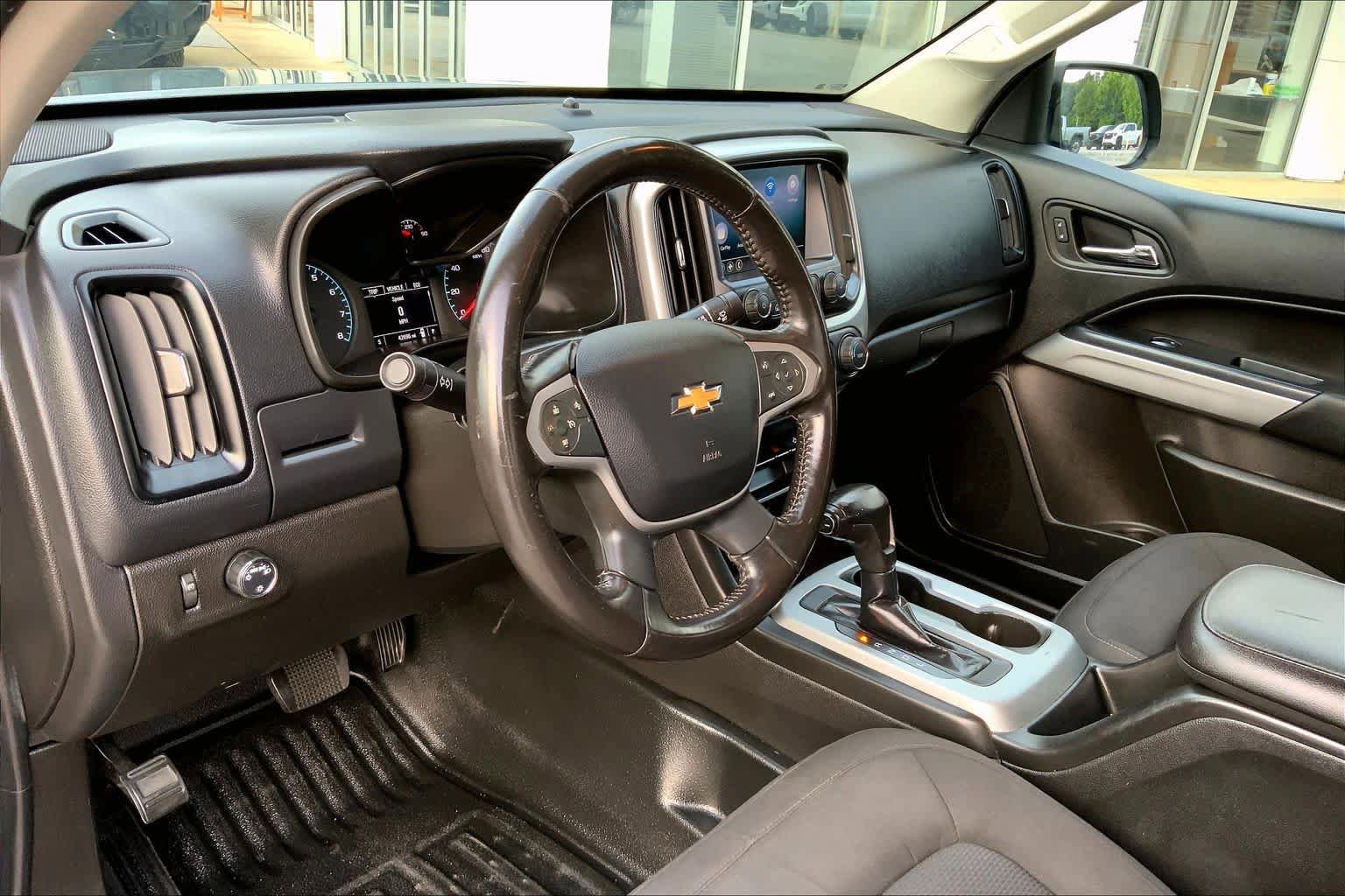 Used 2021 Chevrolet Colorado LT w/ Fleet Safety Package RWD image 16