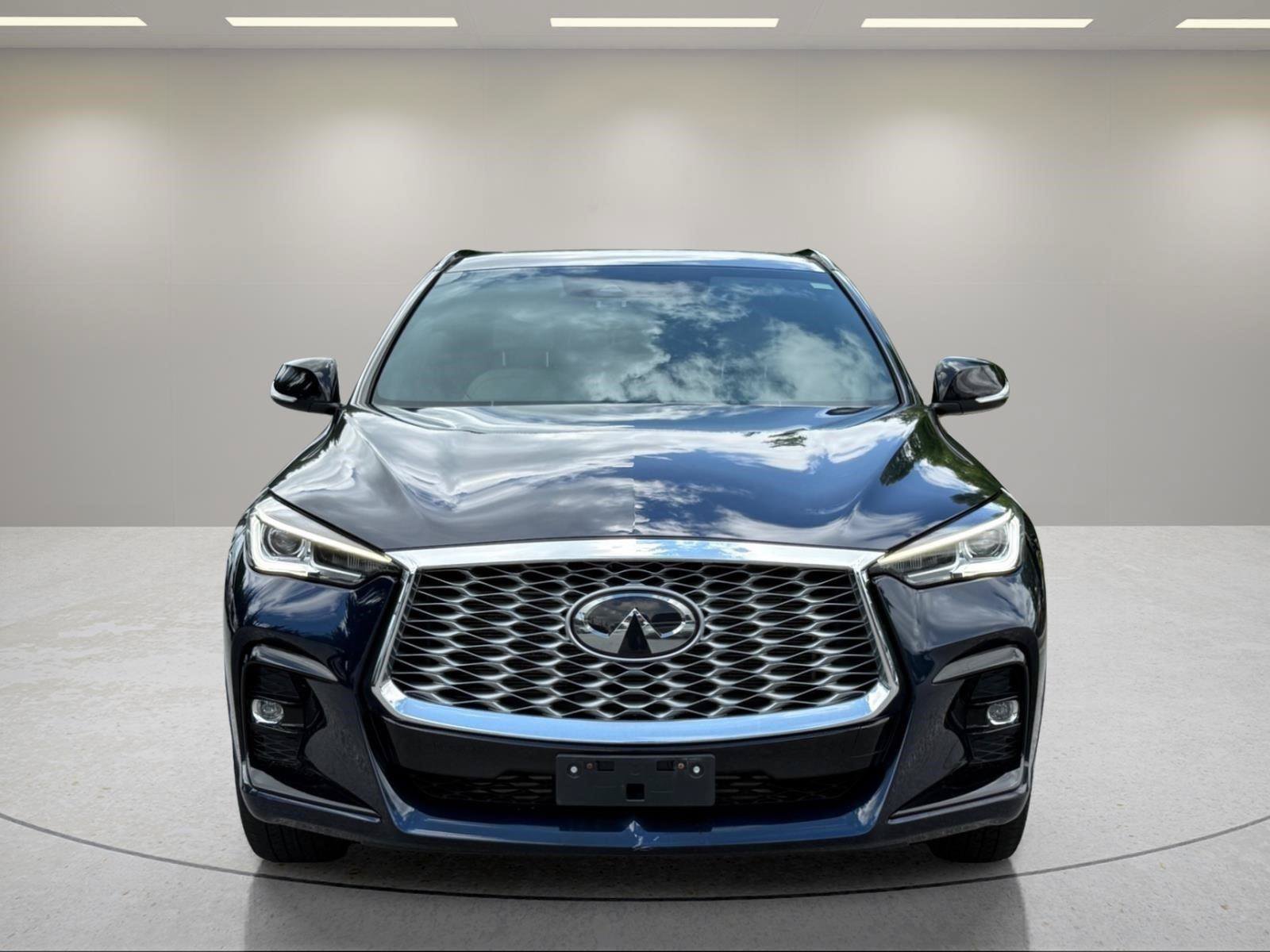 Used 2023 INFINITI QX55 Luxe w/ Cargo Package AWD/4WD image 2
