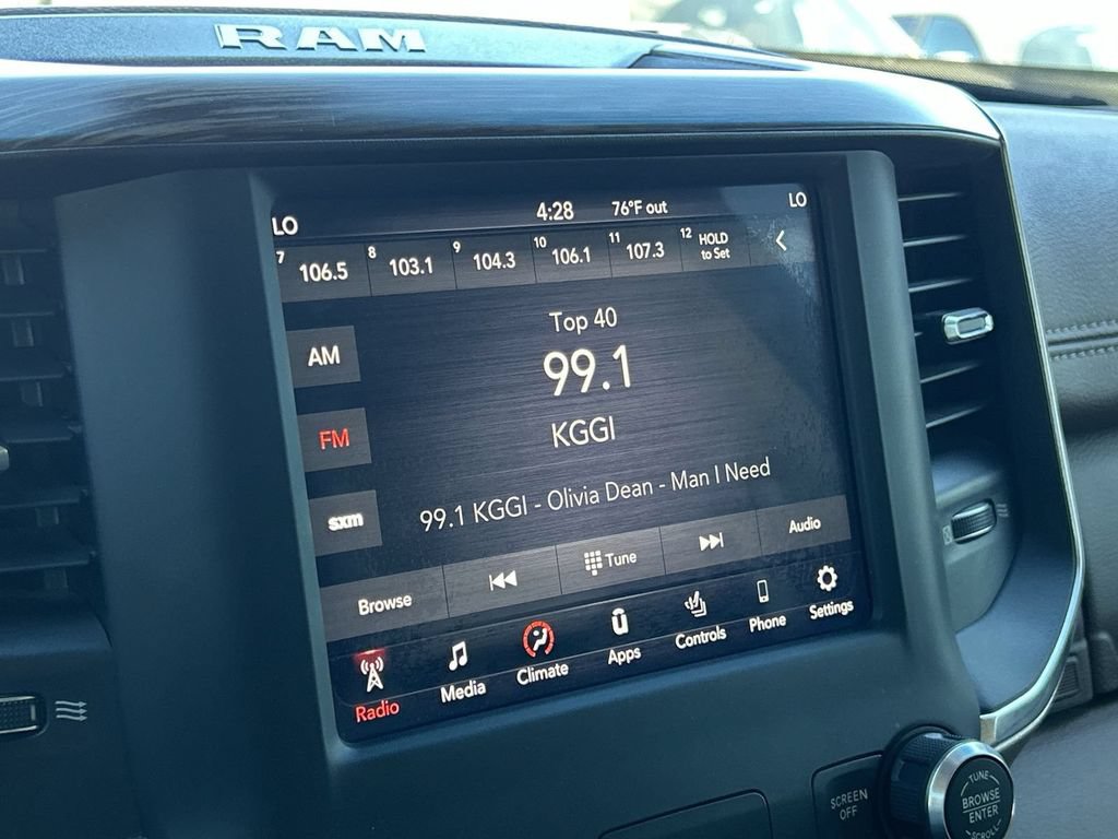 Used 2019 RAM 1500 Laramie RWD image 11