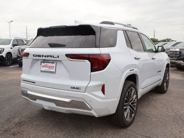 New 2026 GMC Terrain Denali w/ LPO, Black Badging Package AWD/4WD image 7