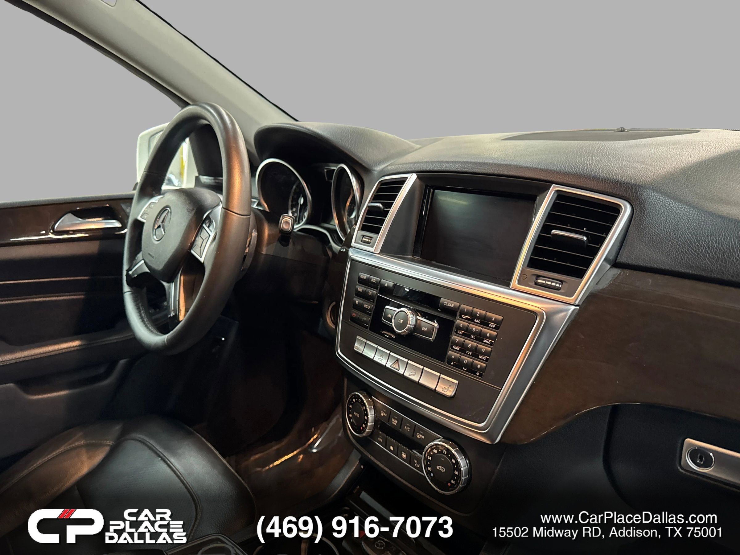 Used 2015 Mercedes-Benz ML 350 4MATIC w/ Premium 1 Package image 34