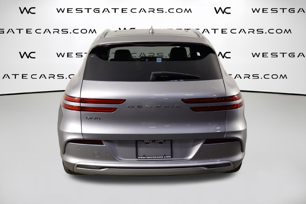 Used 2023 Genesis Electrified GV70 AWD/4WD image 4