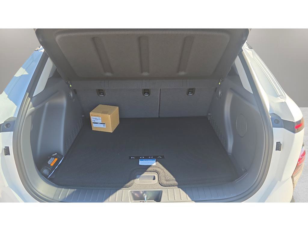 New 2026 Hyundai Kona Limited FWD image 9