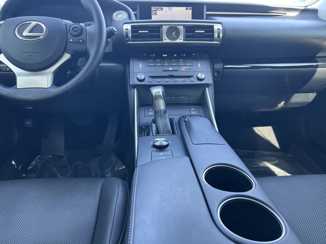 Used 2016 Lexus IS 300 AWD image 13
