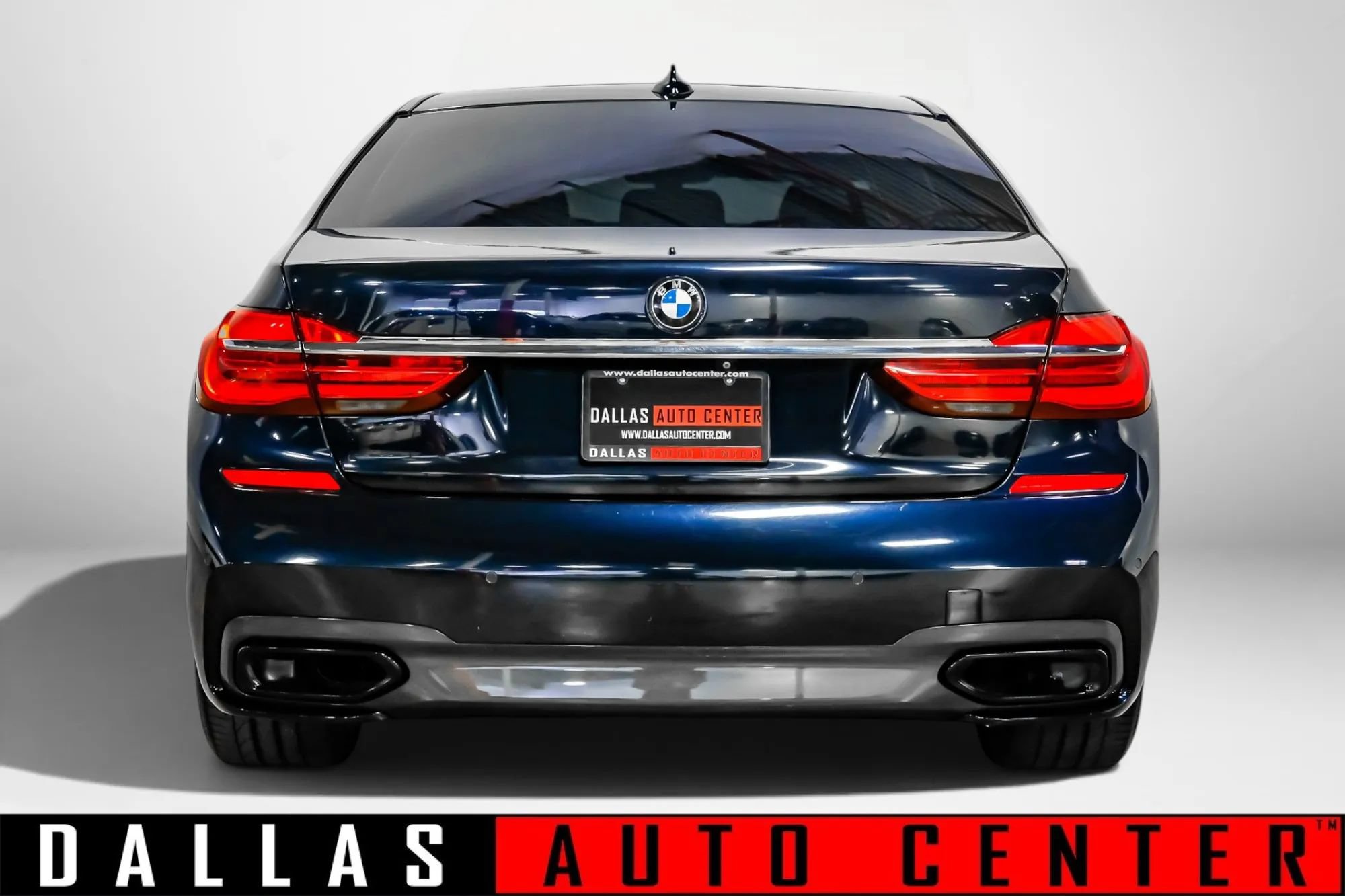 Used 2019 BMW 740i w/ Executive Package RWD image 6