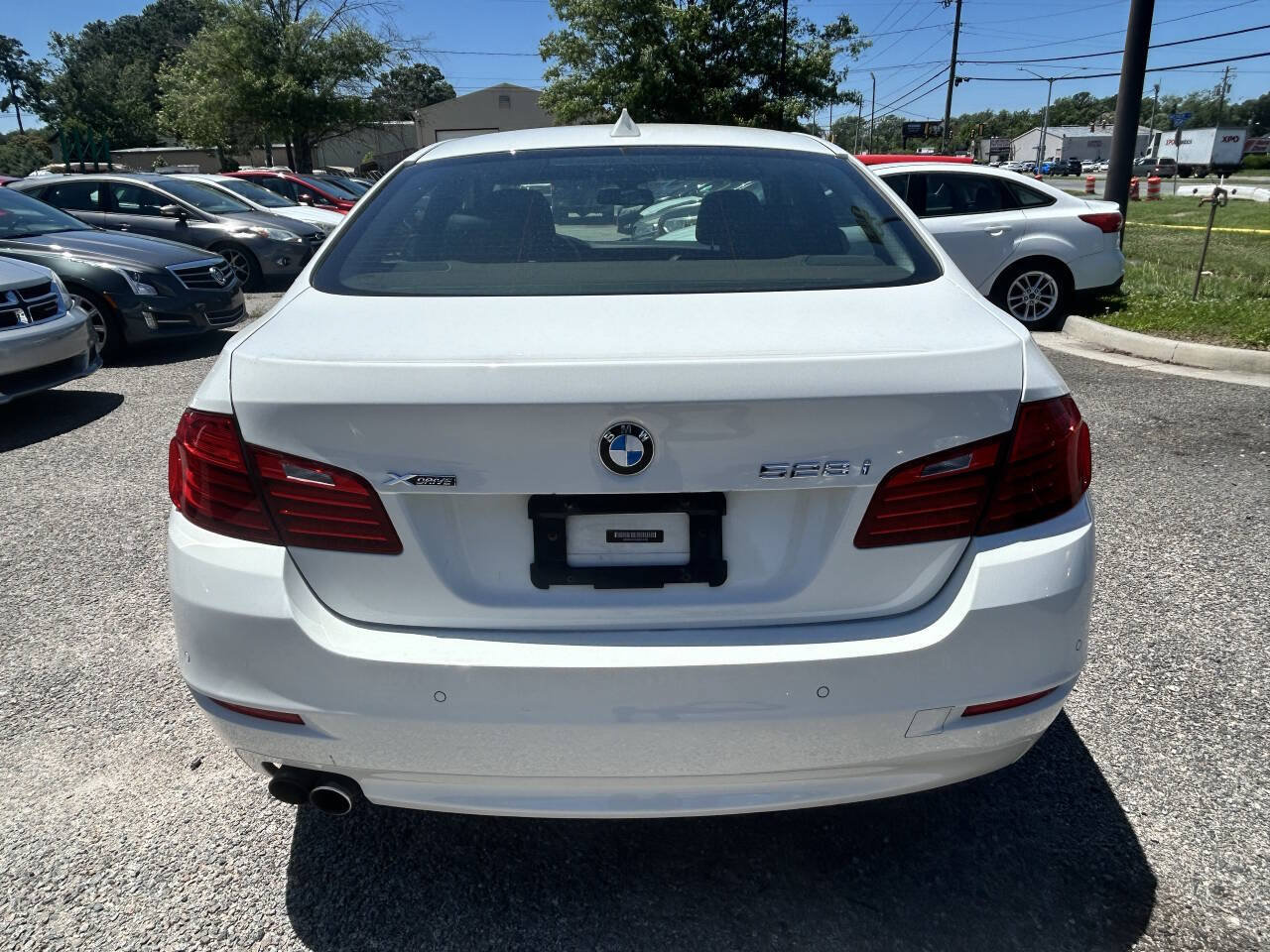Used 2014 BMW 528i xDrive Sedan AWD/4WD image 5