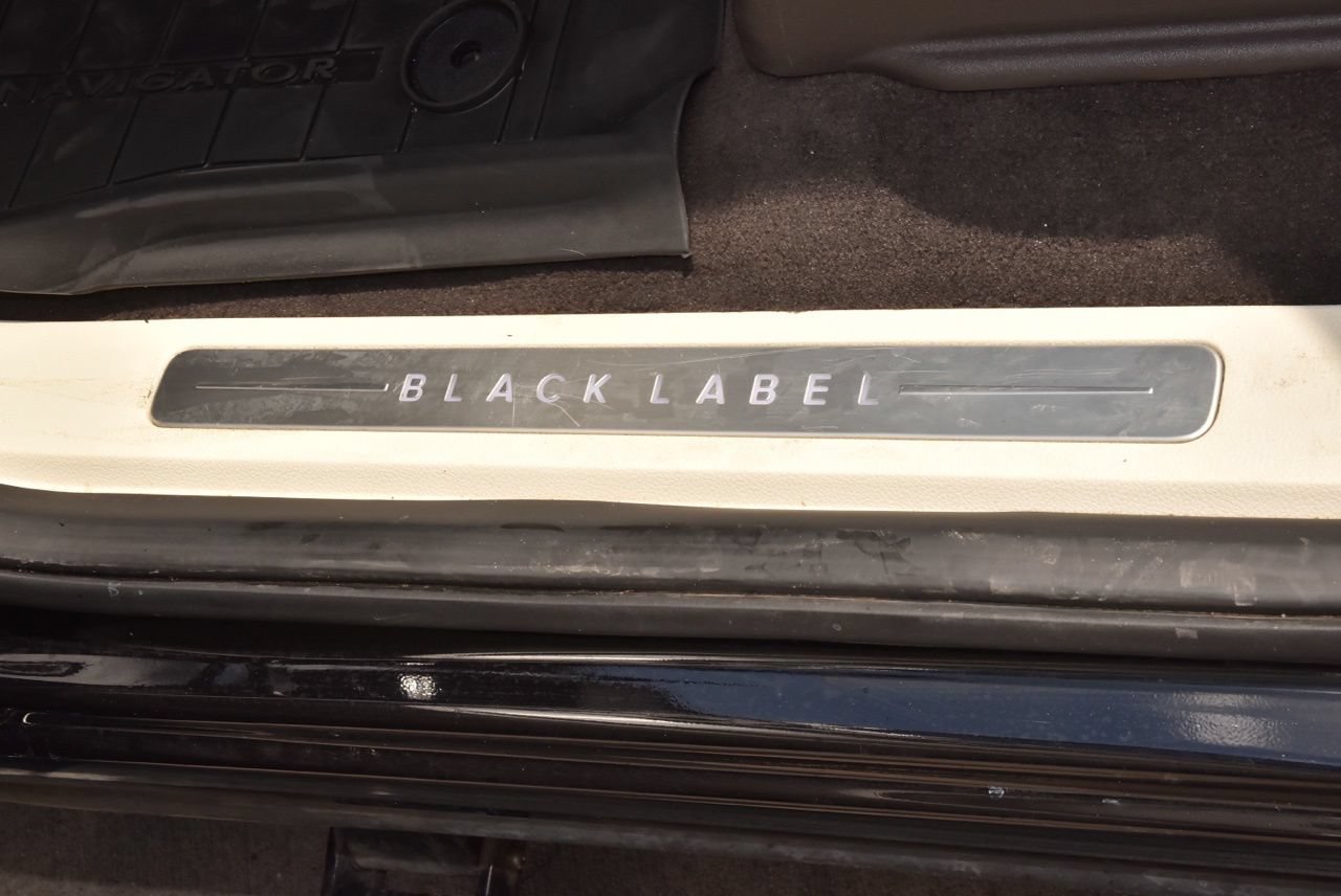 Used 2024 Lincoln Navigator Black Label AWD/4WD image 36