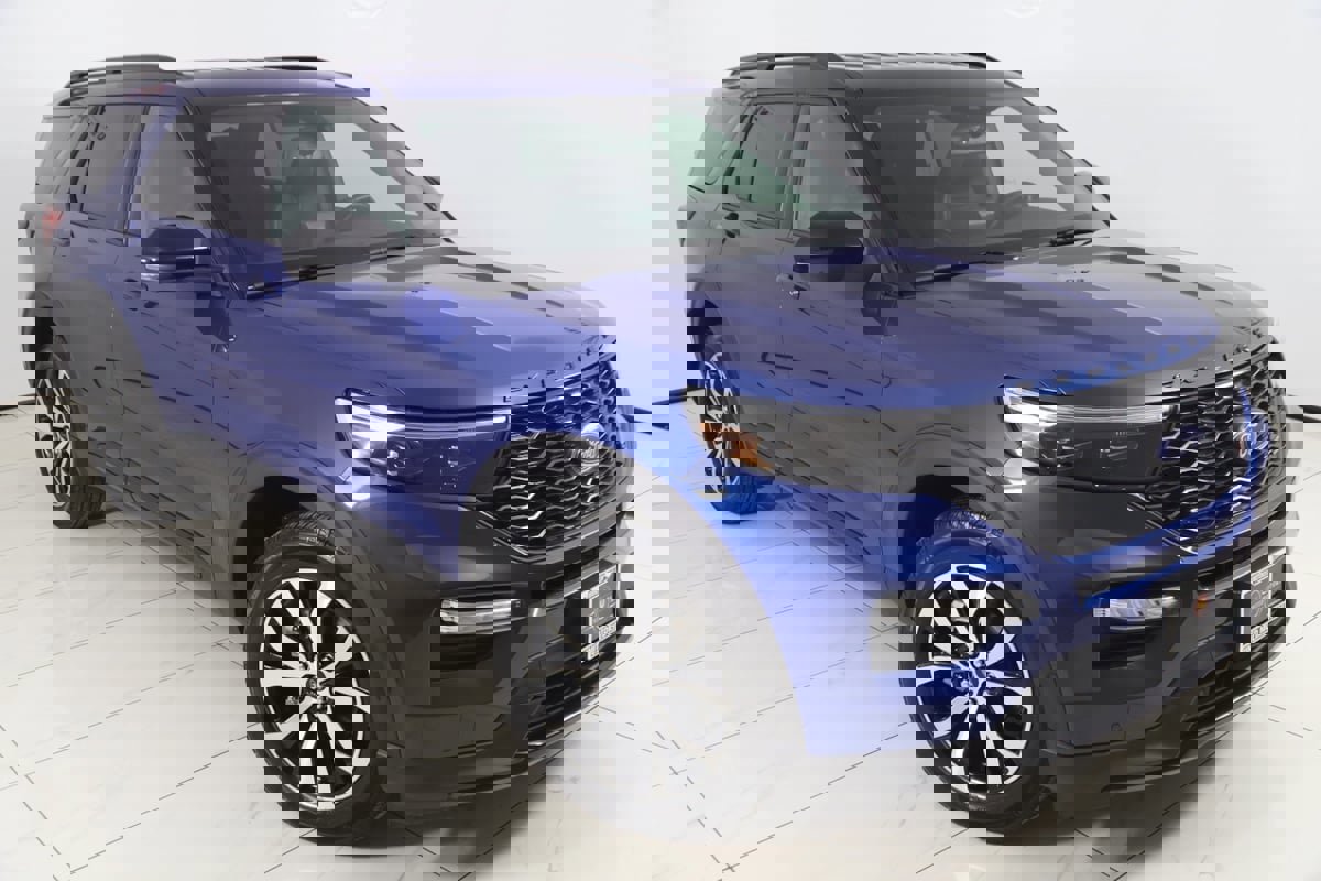 Used 2020 Ford Explorer ST w/ Premium Technology Package image 21