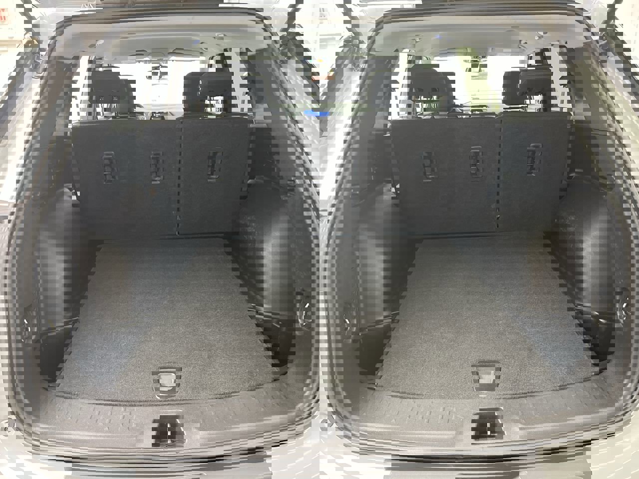 Used 2019 Chevrolet Blazer LT image 29