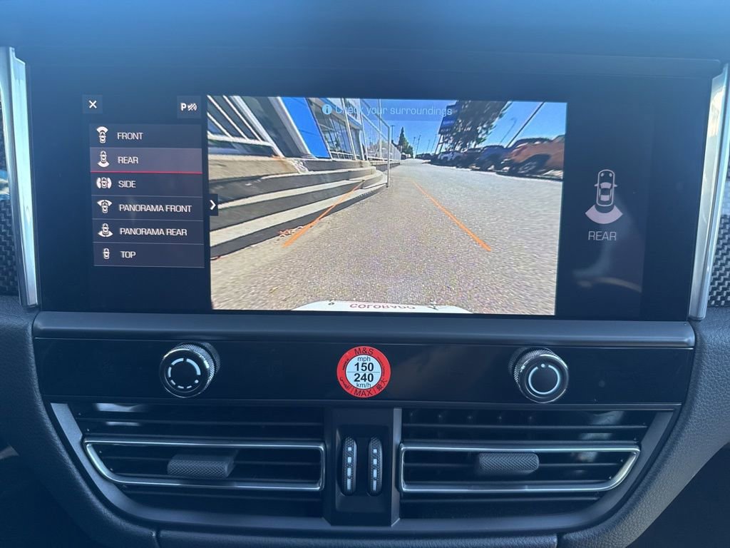 Used 2025 Porsche Macan GTS image 36