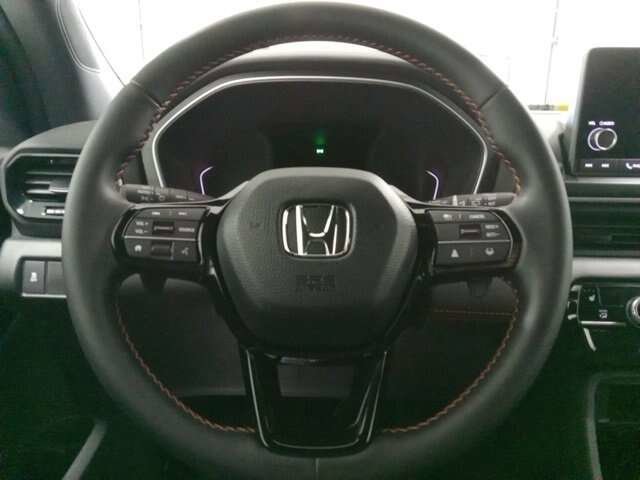 Used 2023 Honda Pilot Sport image 20