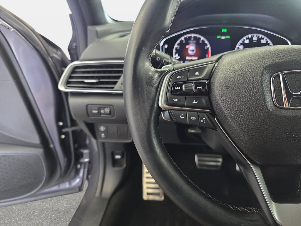 Used 2018 Honda Accord Sport image 17