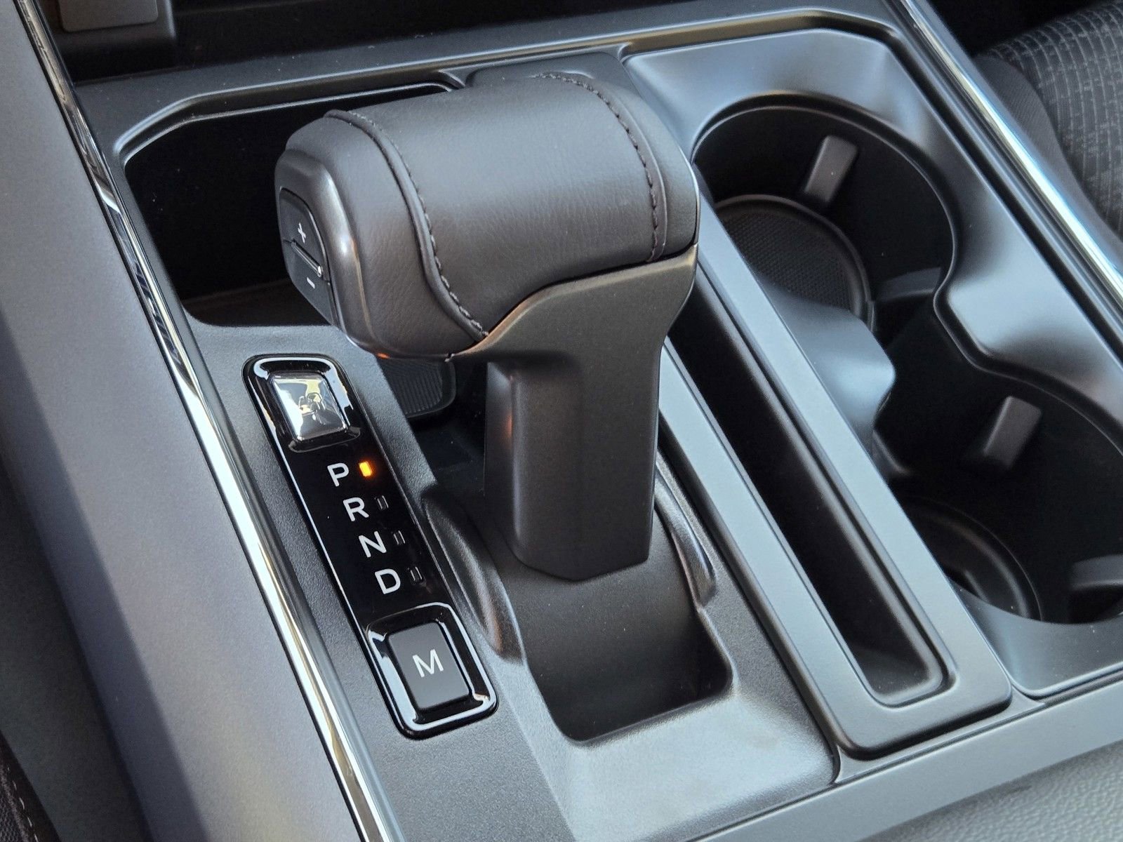 New 2026 Ford F150 XLT w/ Equipment Group 302A MID image 11