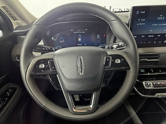 Used 2026 Lincoln Corsair Premiere FWD image 17