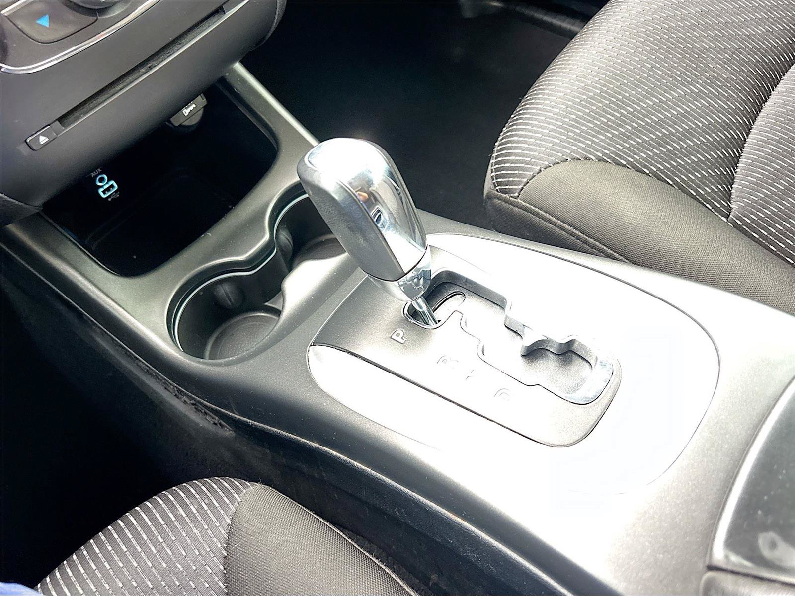 Used 2020 Dodge Journey SE w/ SE Popular Equipment Group FWD image 19