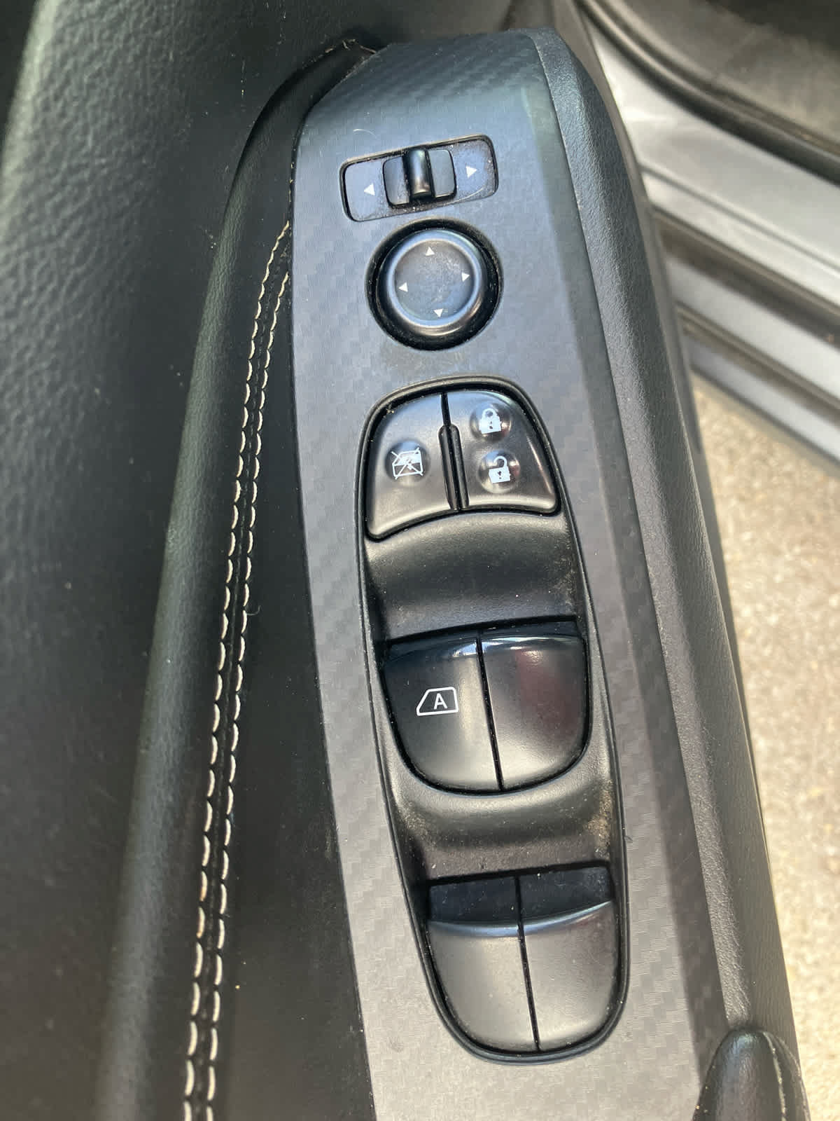 Used 2020 Nissan Altima 2.5 S FWD image 11